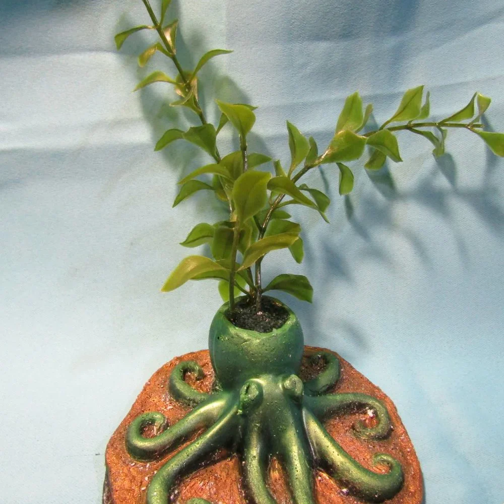 Aquarium Decoration - Green Octopus with Artificial Plant